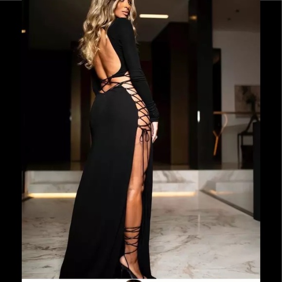 🎉New Black Backless Long Sleeve Sexy 2022 Summer Long Dress - Picture 2 of 15